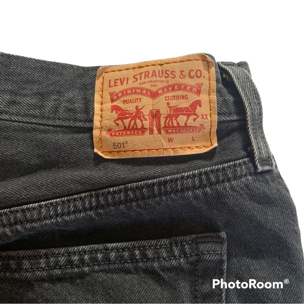 Levis 501 Black Raw Hem Jean Shorts - Picture 7 of 10